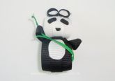 Panda com detalhe verde no clip